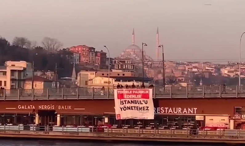 CHP DEM ortaklığına tepki Galata Köprüsü ne Terörle pazarlık edenler